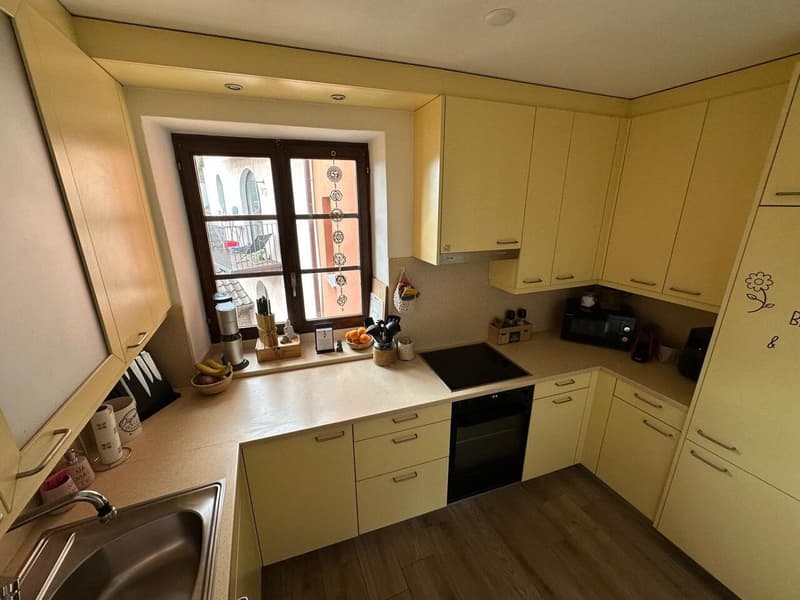 Casa bifamiliare con Rustico e giardino nel nucleo (9)