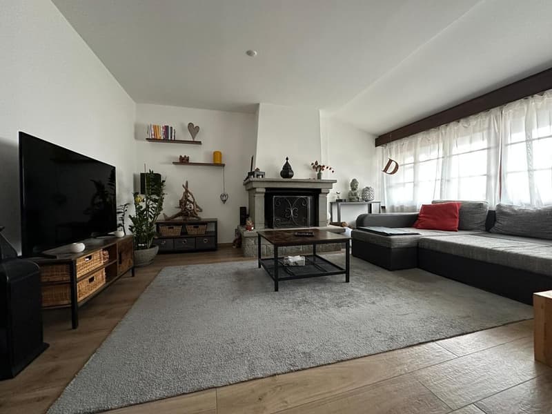 Casa bifamiliare con Rustico e giardino nel nucleo (11)