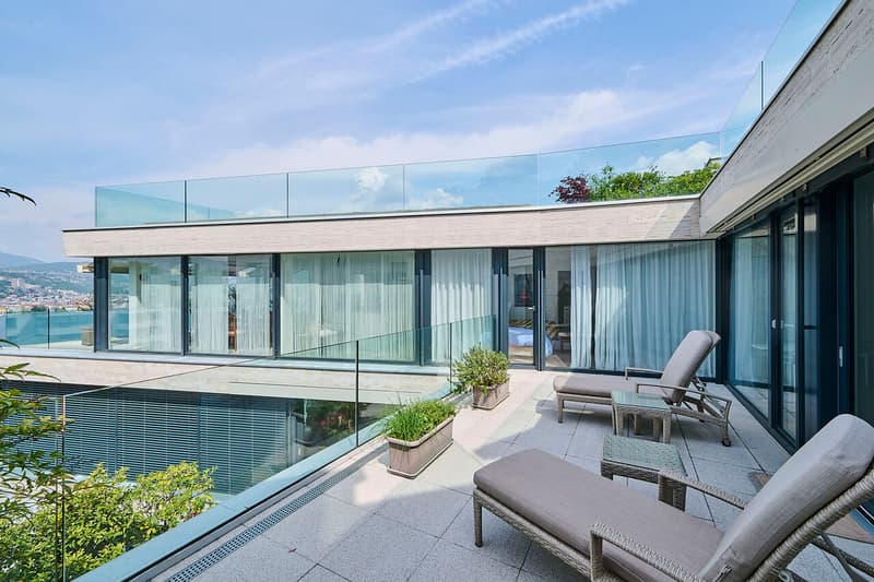 Stupendo 4,5 locali con vista lago in residenza prestigiosa (13)