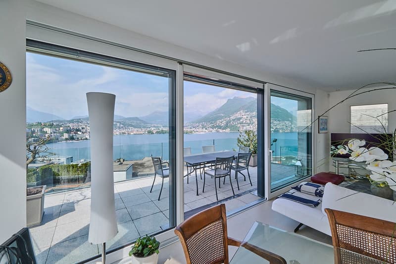 Stupendo 4,5 locali con vista lago in residenza prestigiosa (3)