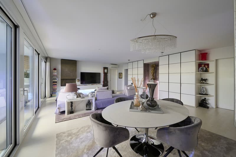 RESIDENZA NAUTILUS: Prestigioso 5,5 locali con giardino (6)