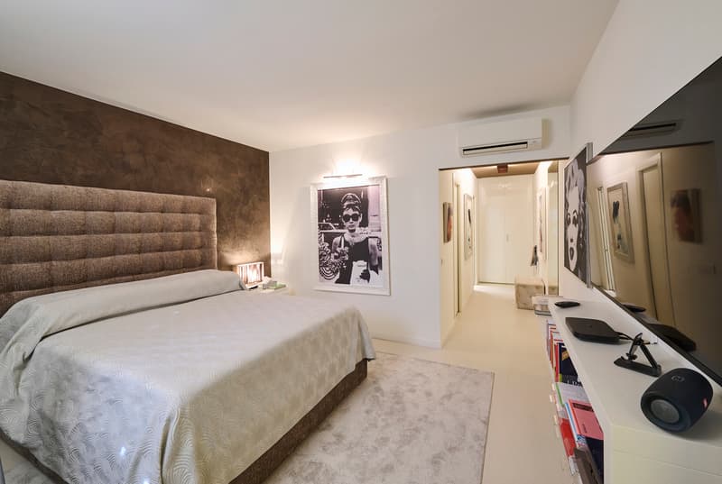 RESIDENZA NAUTILUS: Prestigioso 5,5 locali con giardino (9)