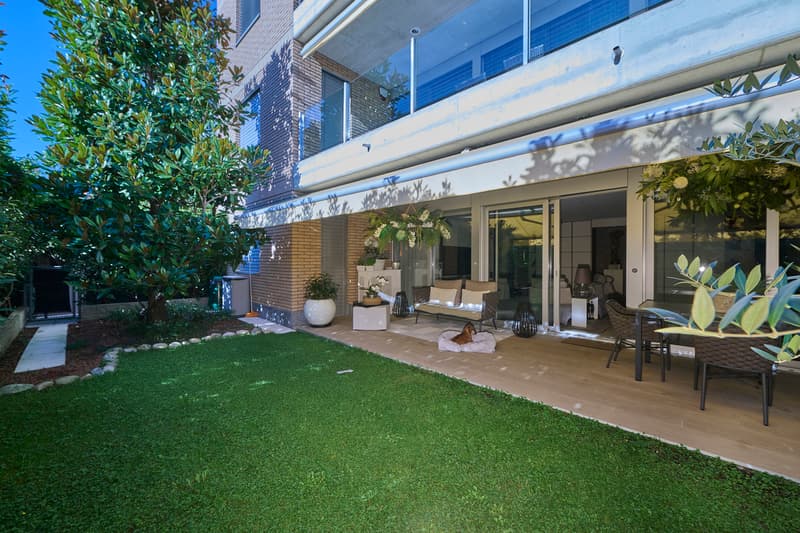 RESIDENZA NAUTILUS: Prestigioso 5,5 locali con giardino (4)