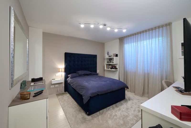 RESIDENZA NAUTILUS: Prestigioso 5,5 locali con giardino (11)