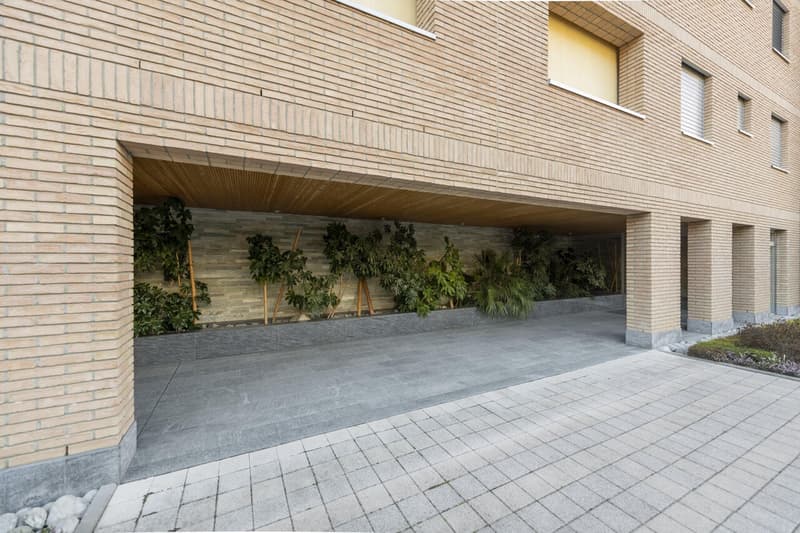 RESIDENZA NAUTILUS: Prestigioso 5,5 locali con giardino (3)