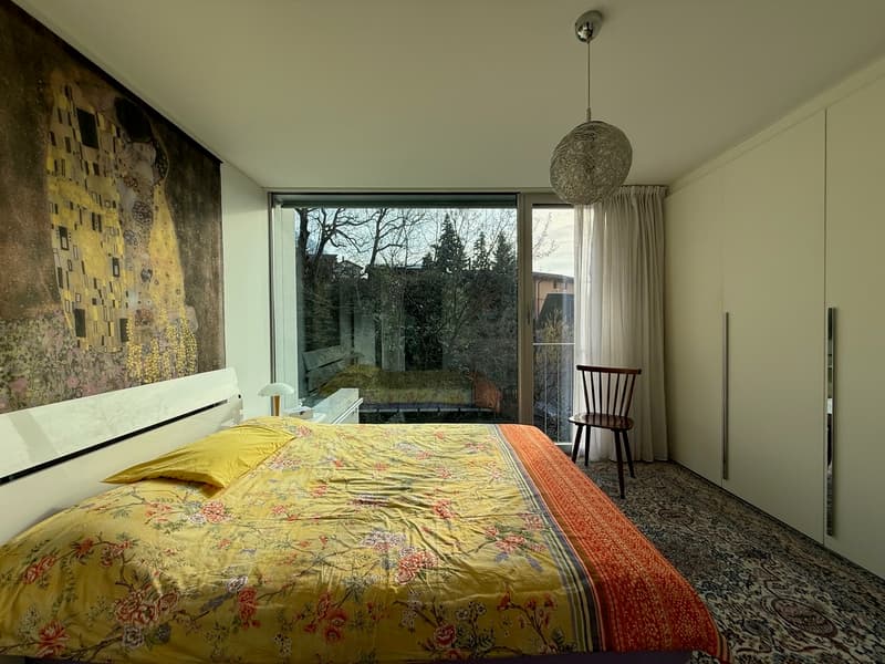 Casa a schiera immersa nel verde con giardino (7)