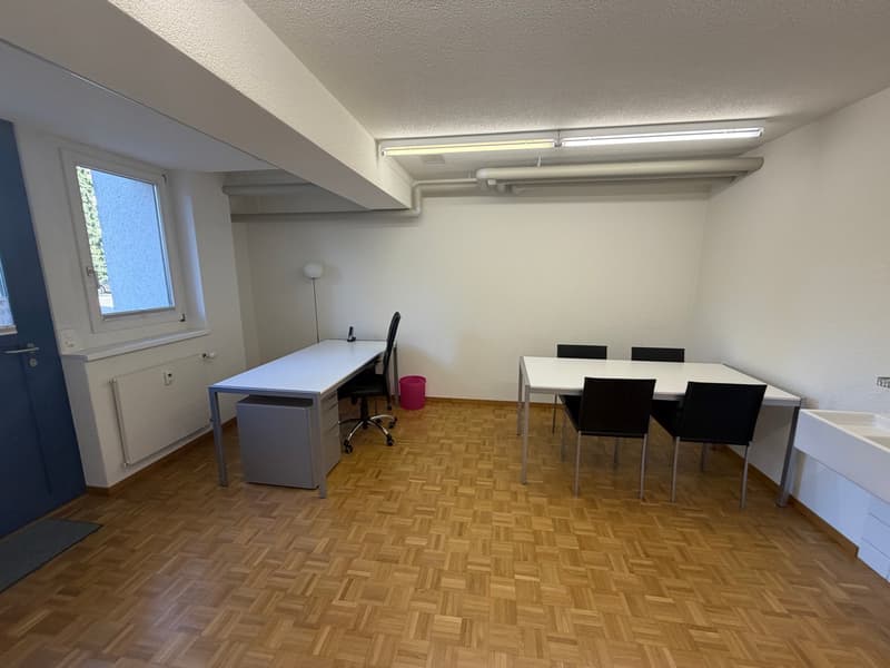 Charmantes Gewerbelokal / Büro in Brütten – ca. 20 m² (6)