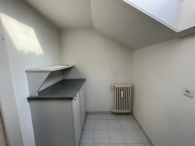Charmantes 1.5 Zimmer-Dachgeschoss-Wohnung in Bassersdorf (10)