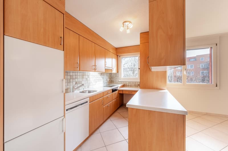 Helle 4,5-Zimmer-Wohnung mit viel Zusatz (3)