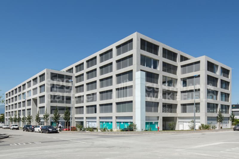 TEMPO - Surfaces high-tech dans bâtiment contemporain certifié BREEAM et MINERGIE (3)