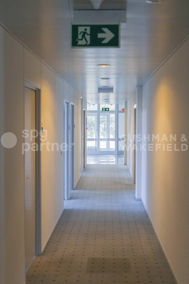 Surfaces industrielles et administratives - Veyrot 11 (10)
