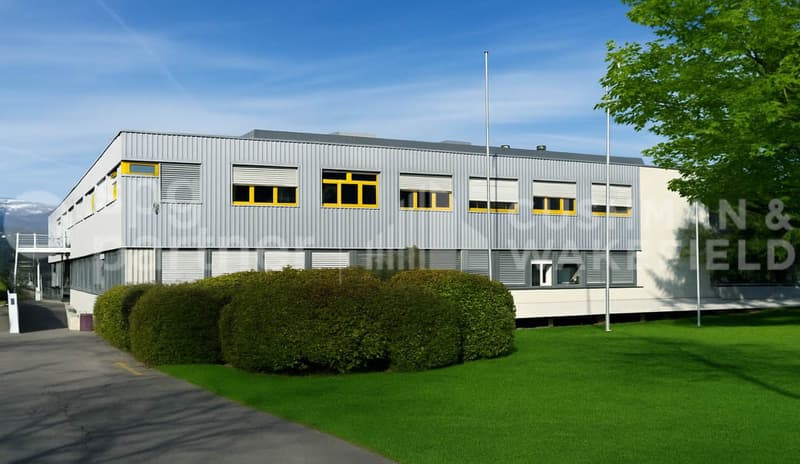 Bureaux et surfaces industrielles de 2?842 m² - Veyrot 11 (2)