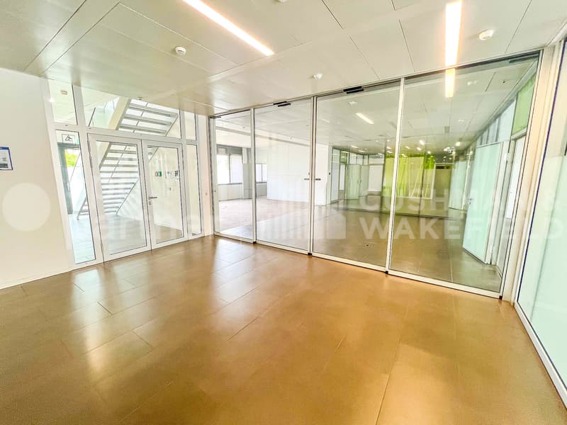 Bureaux lumineux de 210 m² à louer | Chemin des Olliquettes 10, Lancy (5)