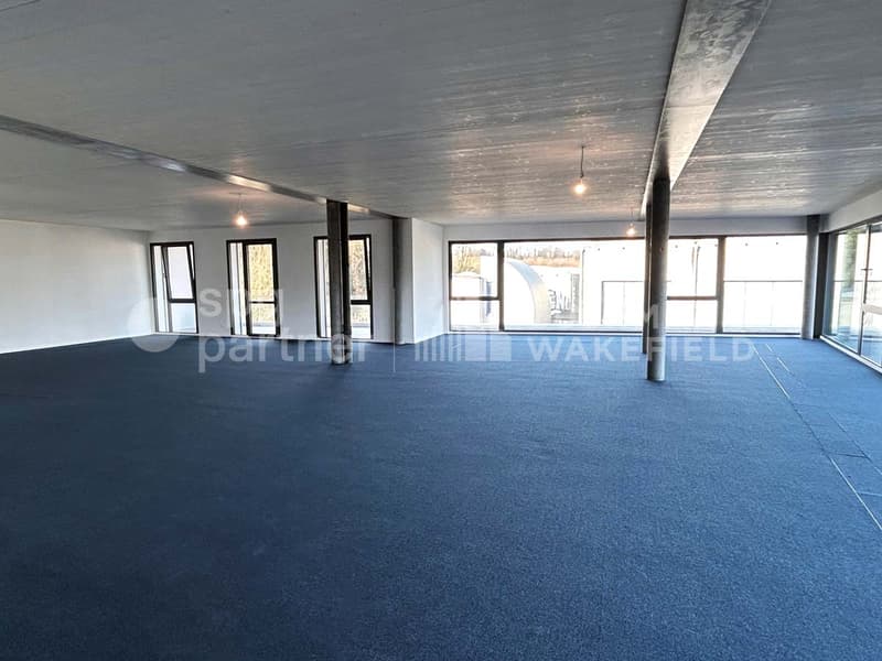 MOCHETTAZ 7 Votre espace commercial en face du quartier Côté Gare (4)