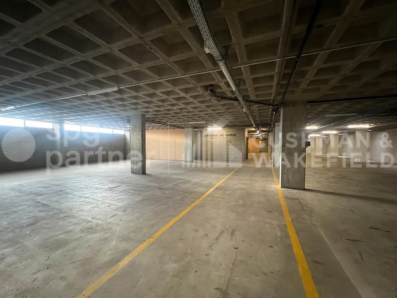 Jeunes 23 - Grande surface de stockage fonctionnelle de 1?500 m², zone industrielle stratégique (9)