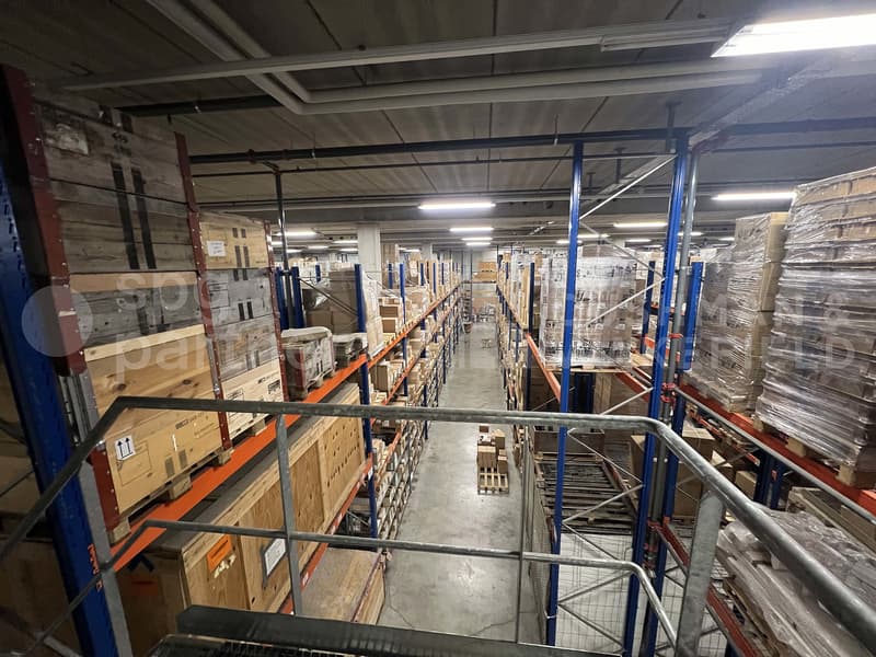 Surface logistique de 5300 m² Meyrin (ZIMEYSA) - EK9 (13)