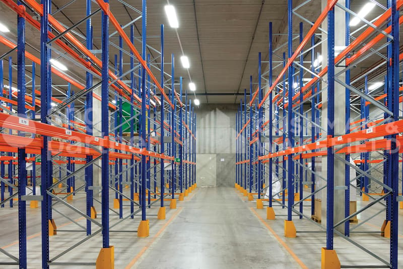 Surface logistique de 5300 m² Meyrin (ZIMEYSA) - EK9 (10)