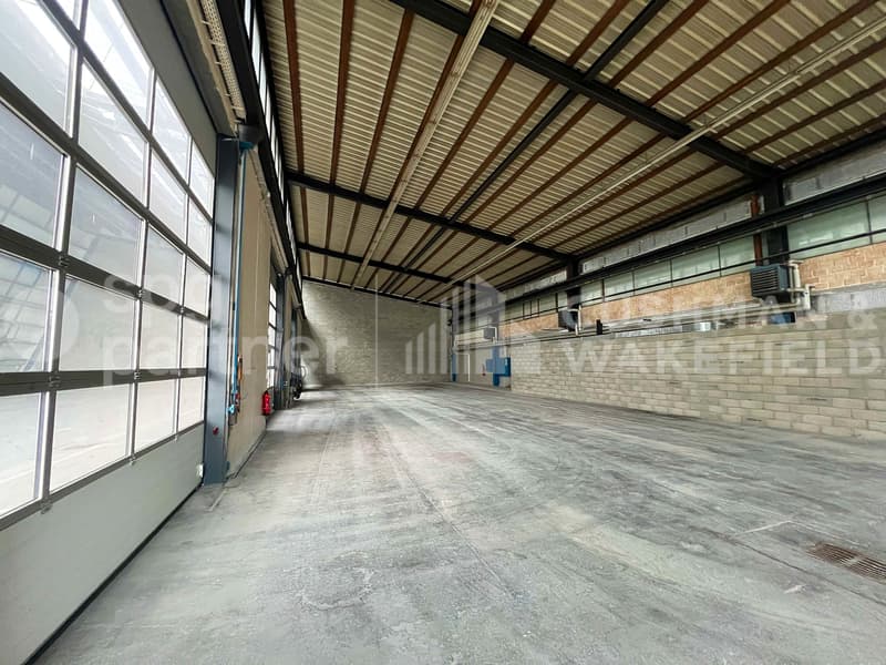 Grande surface industrielle de 2'390 m² | Rare à Genève | Disponible immédiatement (5)