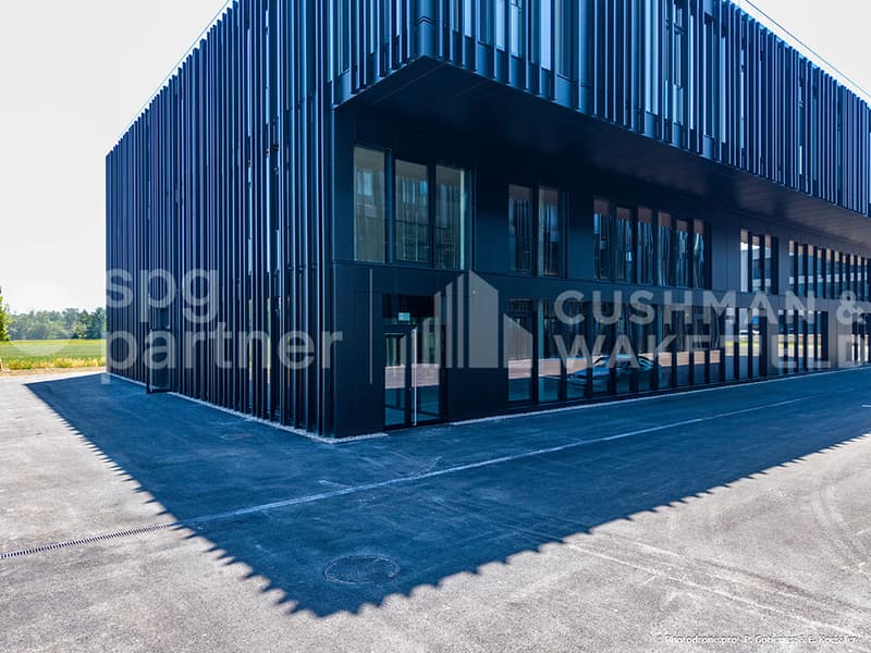 AVOUILLONS Industries de précision - Laboratoires - R&D - Administration (10)