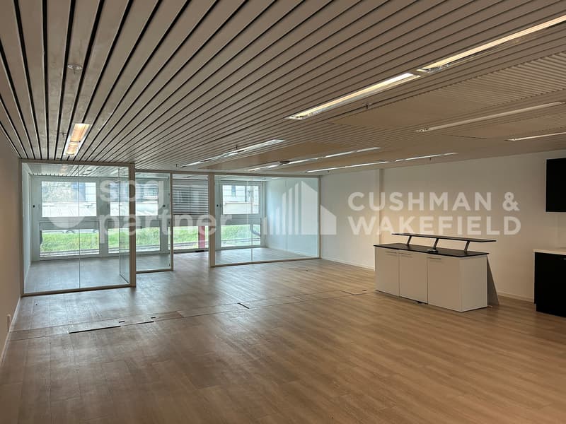 Ateliers et bureaux Plug & Play dans une zone stratégique - Champ Colin (3)