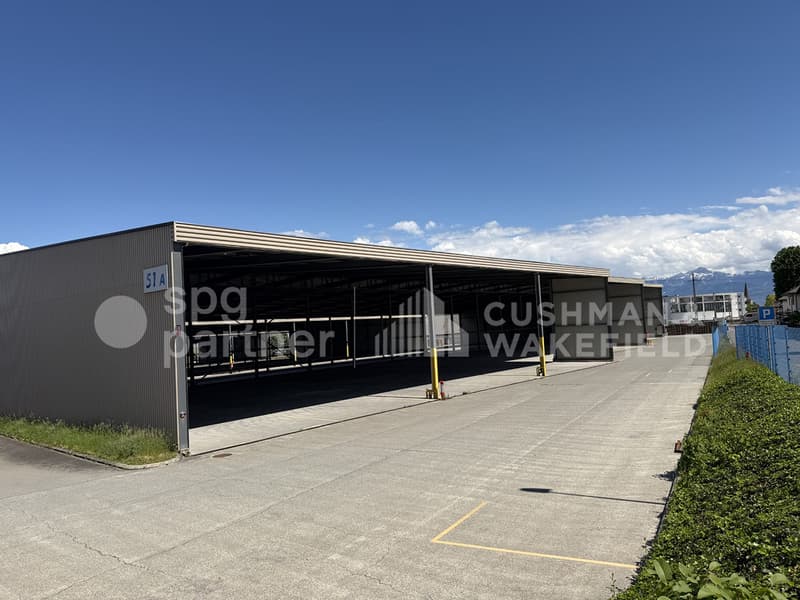 Des halles fonctionnelles et modulables au coeur de la Côte vaudoise - Verrerie 2A (3)
