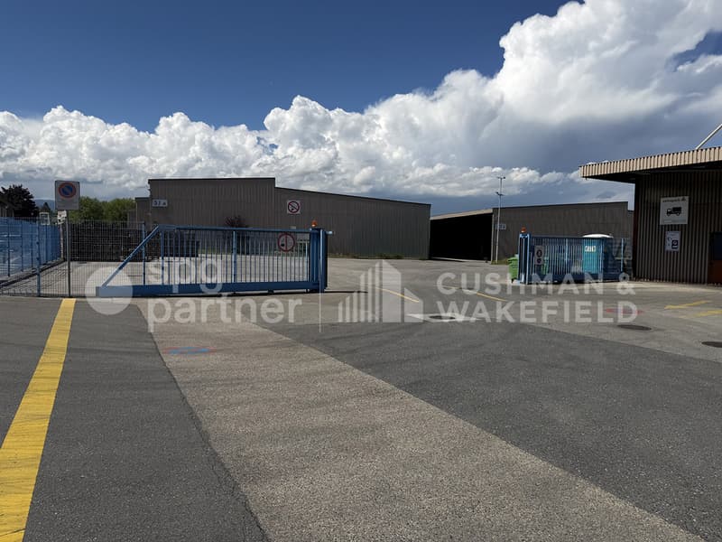 Des halles fonctionnelles et modulables au coeur de la Côte vaudoise - Verrerie 2A (4)