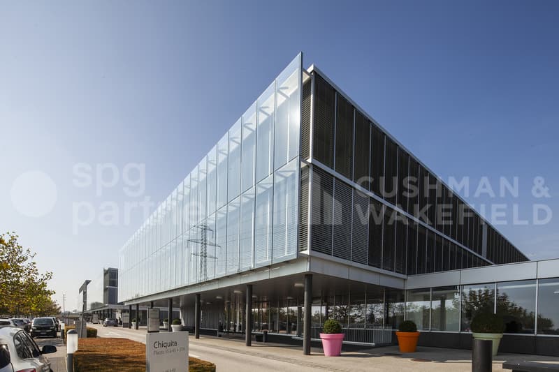 A-One Business Center Bureaux Plug & Play avec vue sur le Lac (7)