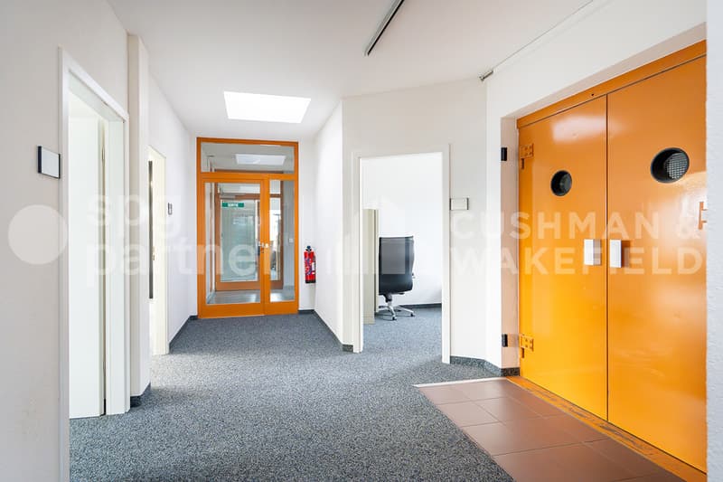 Surfaces administratives modernes Plug & Play - St-Cergue 303 (11)