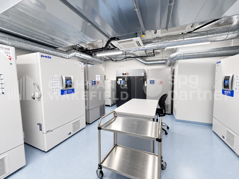 Laboratoires biotech équipés à louer à Plan-les-Ouates | CTN 14 (3)