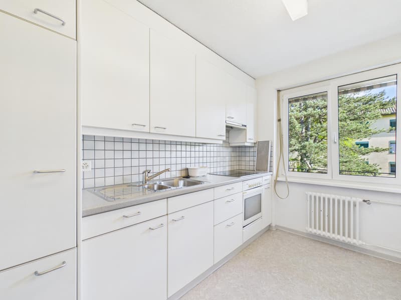 Charmante 2-Zimmer-Wohnung mit Balkon in Zürich-Witikon (5)
