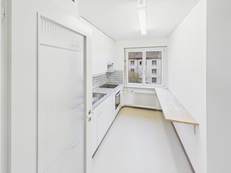 Charmante 2-Zimmer-Wohnung mit Balkon in Zürich-Witikon (9)