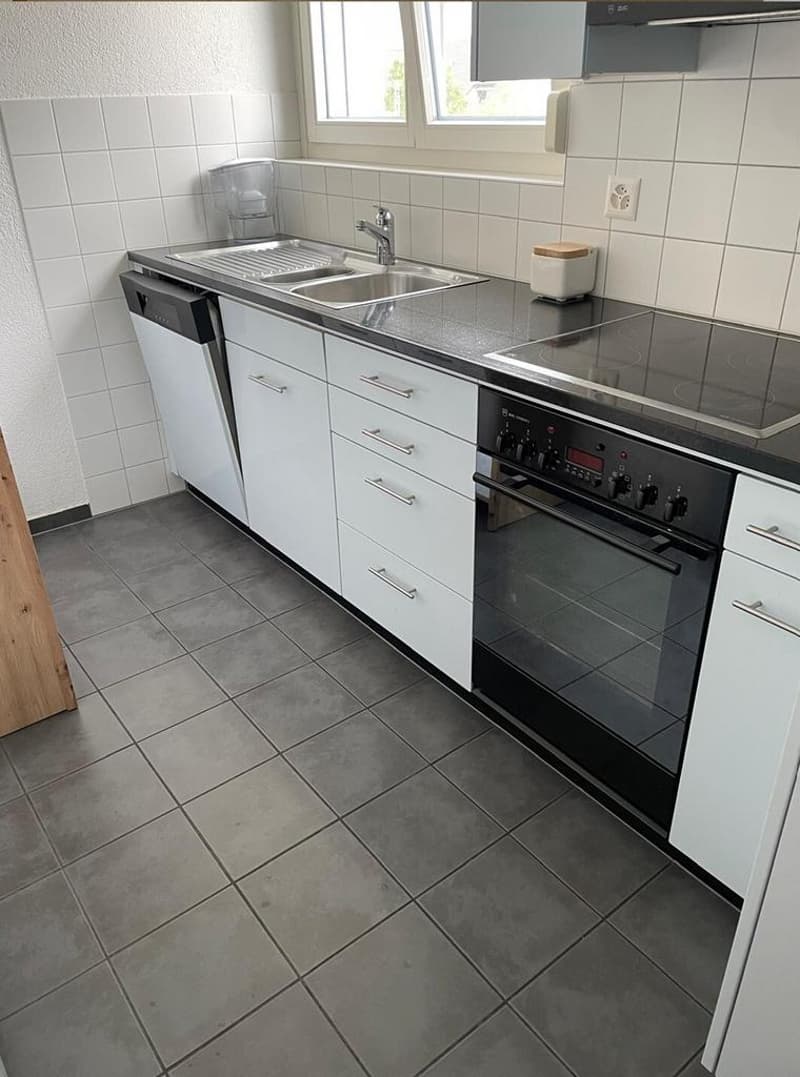 3.5 Zimmerwohnung im Herzen von Schwerzenbach (4)