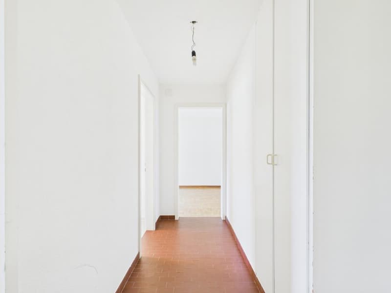 Charmante 2-Zimmer-Wohnung mit Balkon in Zürich-Witikon (4)