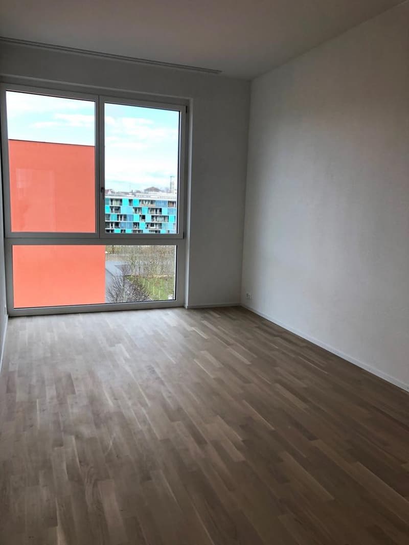 2.5 Zimmerwohnung im Herzen von Oerlikon (3)