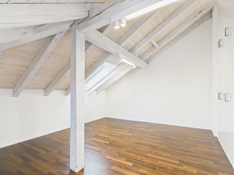 Moderne 3.5-Zimmer-Maisonettwohnung am Stampfenbachplatz (8)