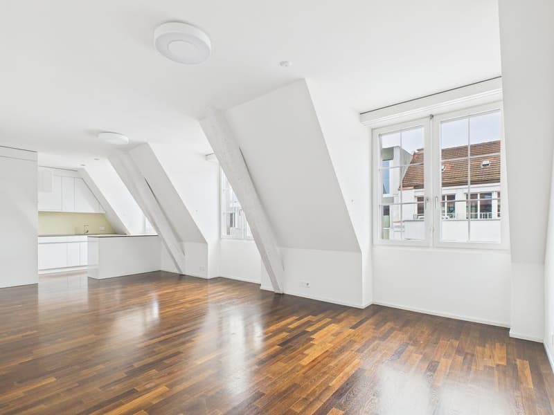 Moderne 3.5-Zimmer-Maisonettwohnung am Stampfenbachplatz (4)