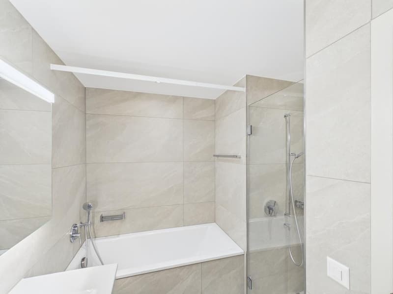 3.5-Zimmer-Wohnung mit neu saniertem Bad und Balkon in Glattpark (10)