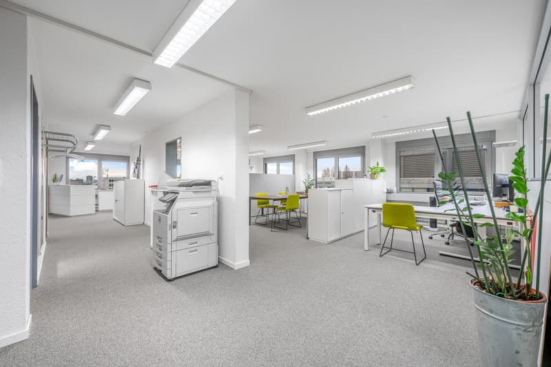 Bürofläche mit Weitblick und Potenzial (14)