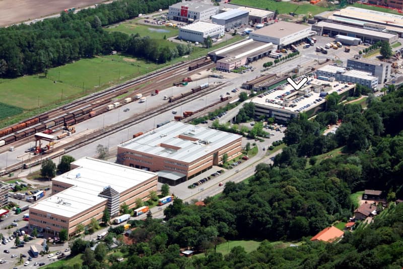 LUGANO NORD-AFFITTASI UFFICI ARREDATI DA 17 A 60 MQ IN ZONA STRATEGICA (15)