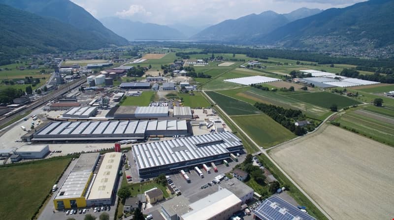 CADENAZZO - AFFITTASI UFFICIO DI 168 MQ (rif. 101) (10)
