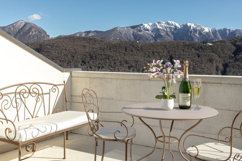 Esclusivo appartamento arredato a Lugano con servizi alberghieri e splendida vista lago (11)