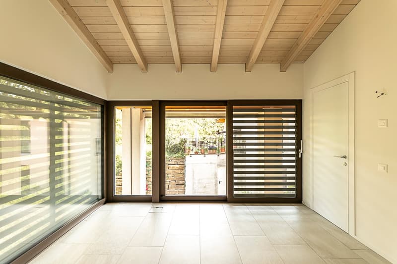 AFFITTASI INCANTEVOLE DUPLEX DI 3.5 LOCALI CON GIARDINO PRIVATO (5)