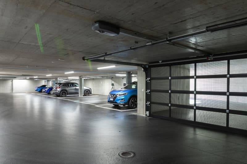 LUGANO, CORSO ELVEZIA 35 - AFFITTASI POSTI AUTO INTERNI (6)