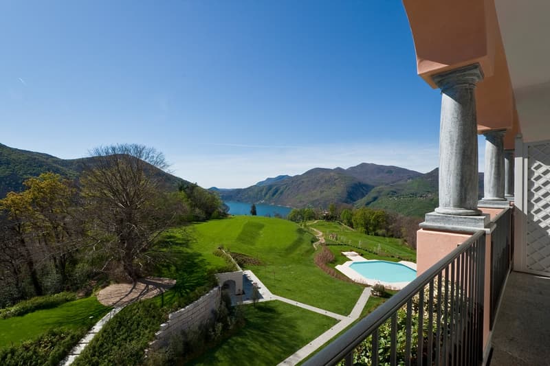 LUGANO-COLLINA D'ORO - AFFITTASI APPARTAMENTO 3.5 LOCALI CON VISTA LAGO (Rif. 504) (1)