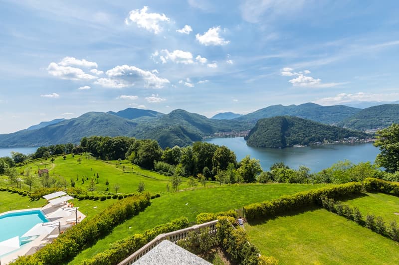 COLLINA D'ORO-AGRA - Lussuoso appartamento di 276 mq con ampia loggia e vista lago (Rif. 303) (15)
