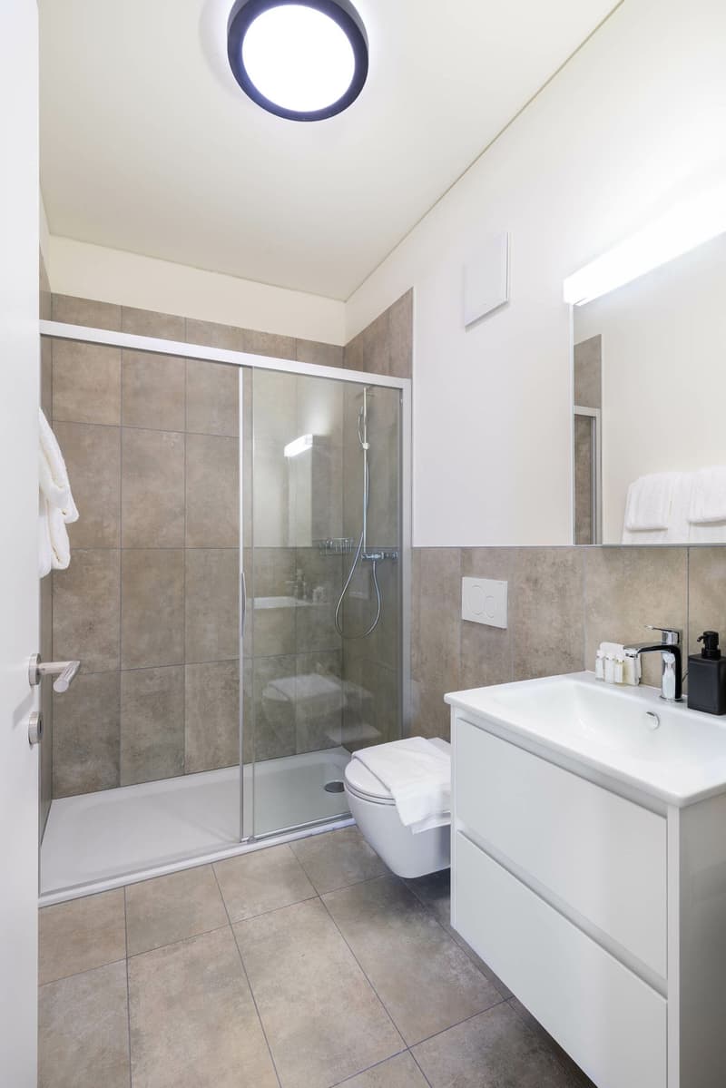 LUGANO CENTRO - AFFITTASI APPARTAMENTO 3.5 LOCALI COMPLETAMENTE ARREDATO (9)