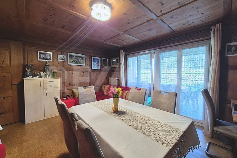 5-Zimmer-Wohnung mit zwei Terrassen in Serneus Erstwohnsitz (1)