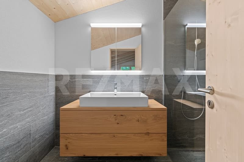 Energiebewusst wohnen! Garglas.ch - 4½-Zimmer-Dachwohnung E11 mit Anteil an Solarkraft (11)