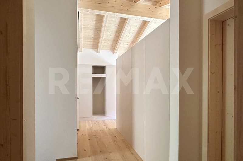 Energiebewusst wohnen! Garglas.ch - 4½-Zimmer-Dachwohnung E11 mit Anteil an Solarkraft (5)