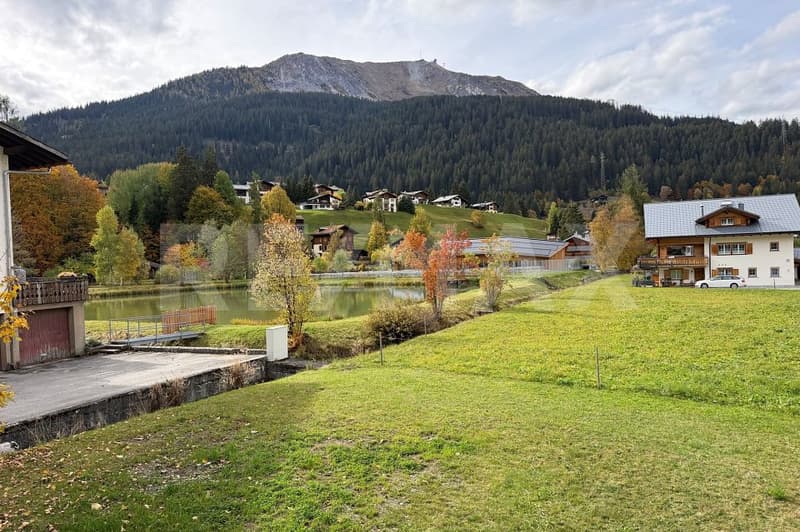 3.5-Zimmer-Wohnung in Klosters hochwertig saniert mit Chalet-Charme (11)